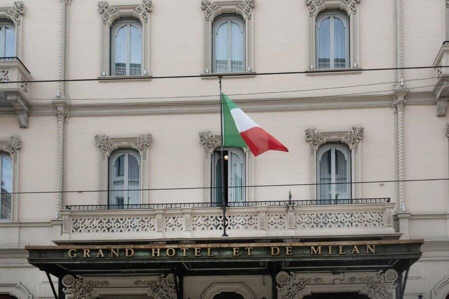 Grand Hotel et de - The Leading Hotels of the World facade