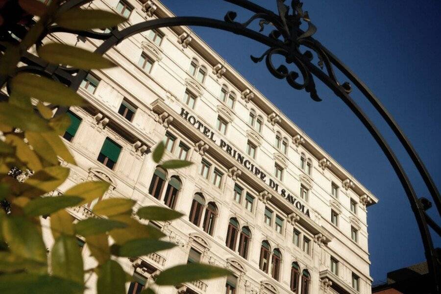 Hotel Principe Di Savoia - Dorchester Collection facade