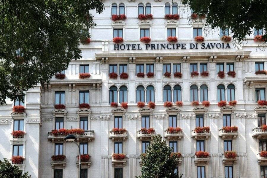 Hotel Principe Di Savoia - Dorchester Collection facade