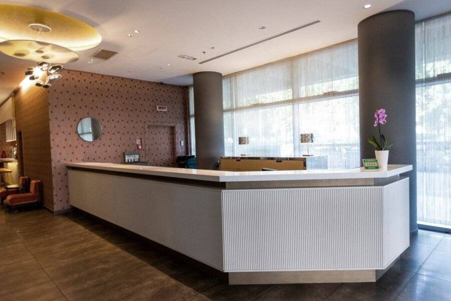 Ramada Plazao lobby,front desk,