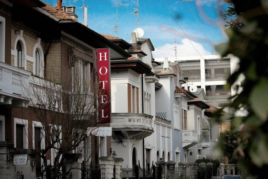 Hotel RossoVinoo , hotel facade