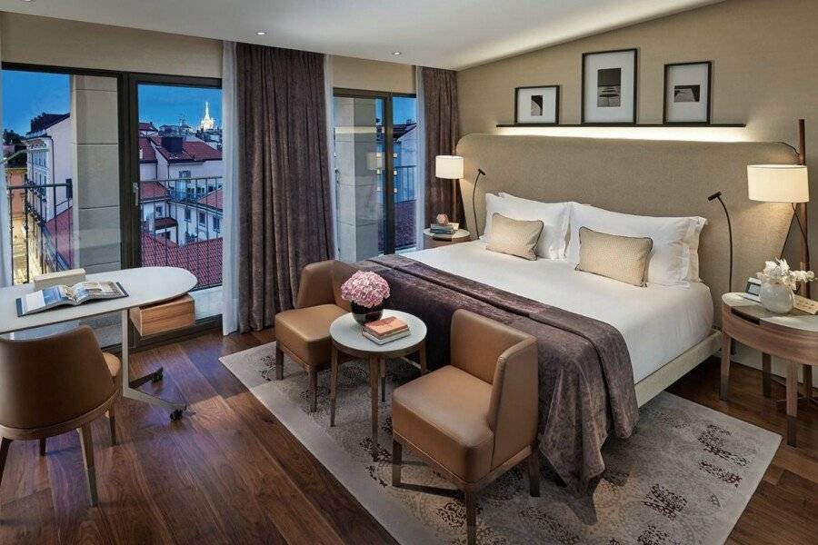 Mandarin Oriental, hotel bedroom