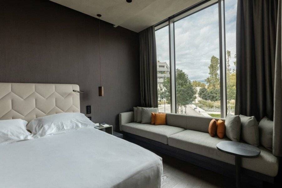 Hotel VIU, a Member of Design Hotels hotel bedroom