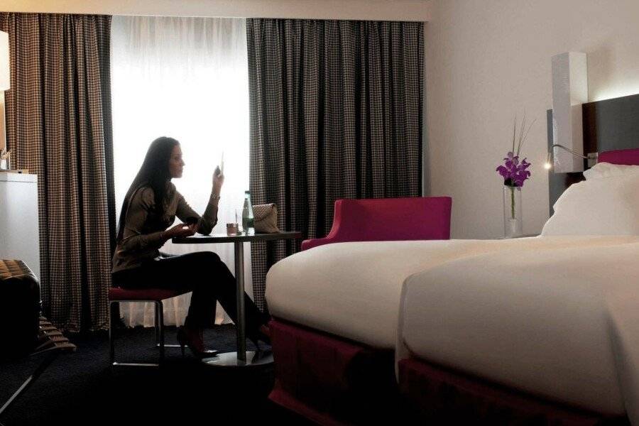 Mercure Paris CDG Airport & Convention 