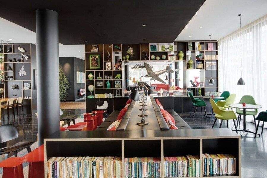 citizenM Paris Charles de Gaulle Airport lobby