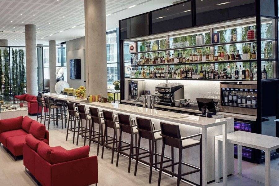 Pullman Paris Roissy Cdg Airport bar