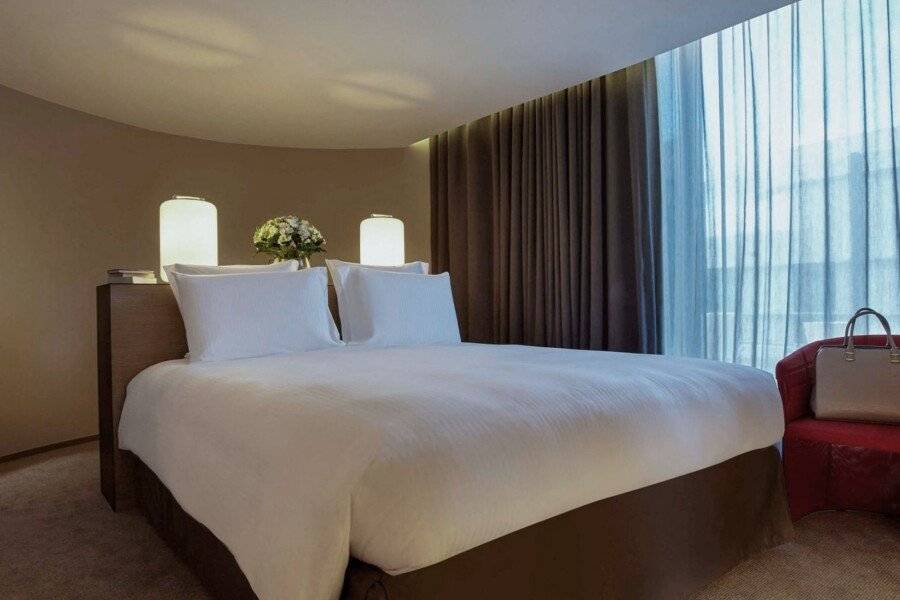 Pullman Paris Roissy Cdg Airport hotel bedroom