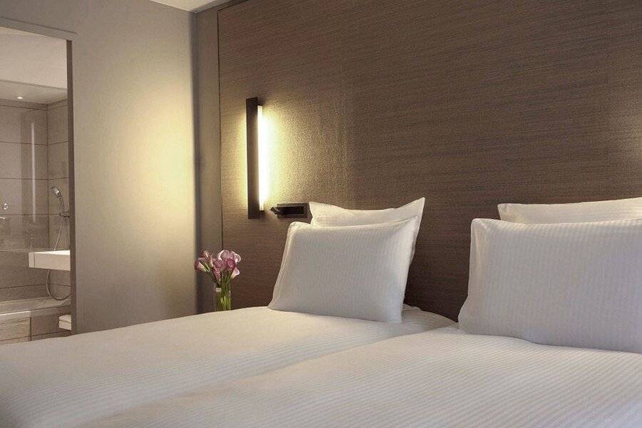 Pullman Paris Roissy Cdg Airport hotel bedroom