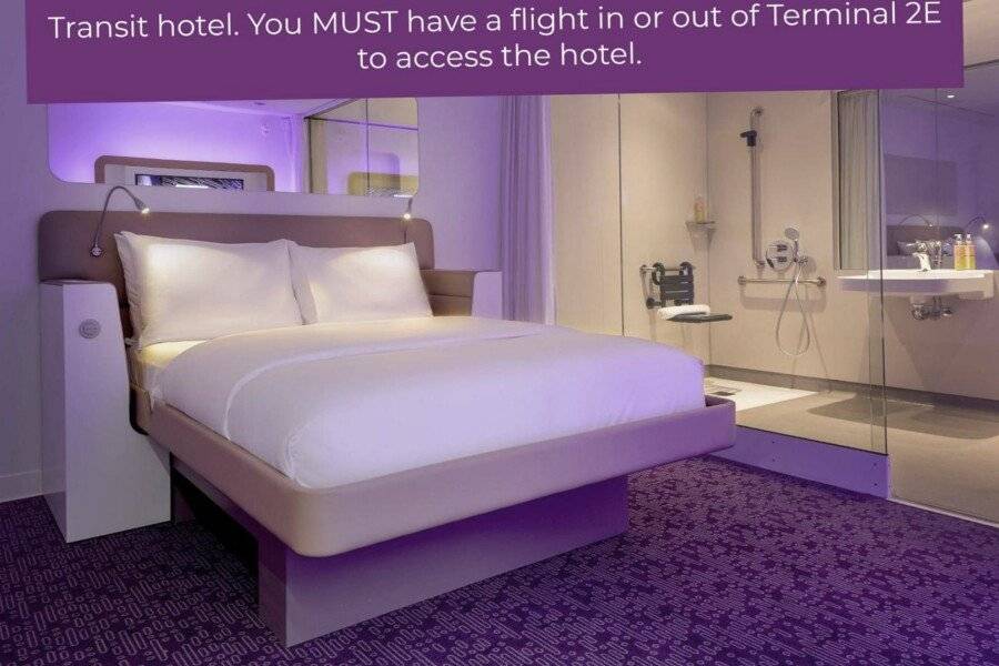 YOTELAIR Paris CDG - Transit Hotel - Terminal 2E hotel bedroom