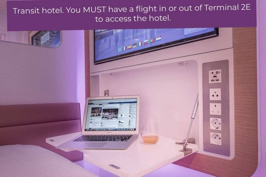 YOTELAIR Paris CDG - Transit Hotel - Terminal 2E 