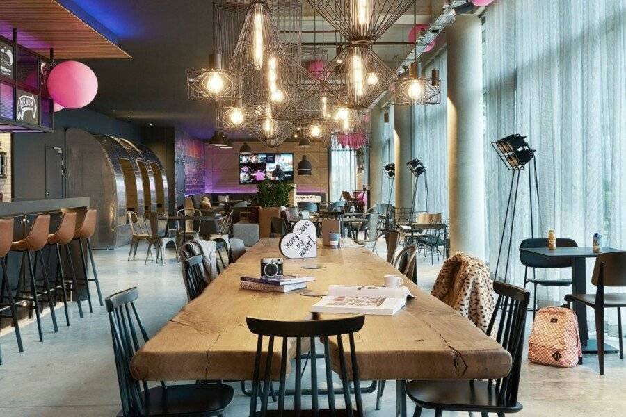 Moxy Paris Charles de Gaulle Airport 