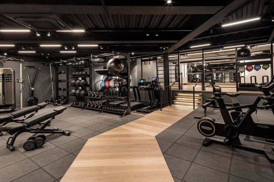 Radisson Blu London Heathrow fitness centre