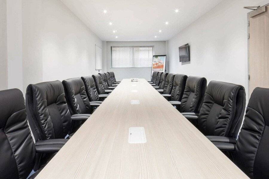 ibis Styles London Heathrow Airport conference room,meeting room