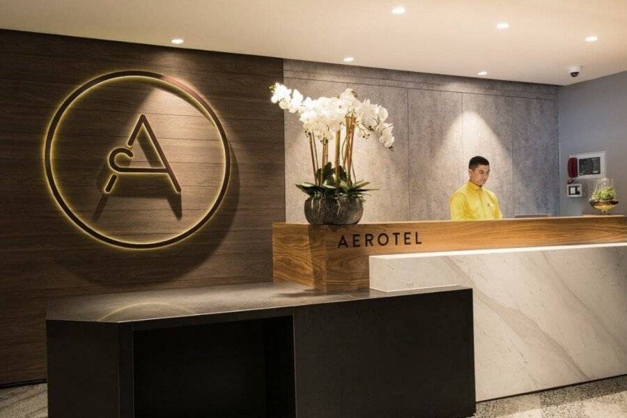 Aerotel London Heathrow lobby,front desk,