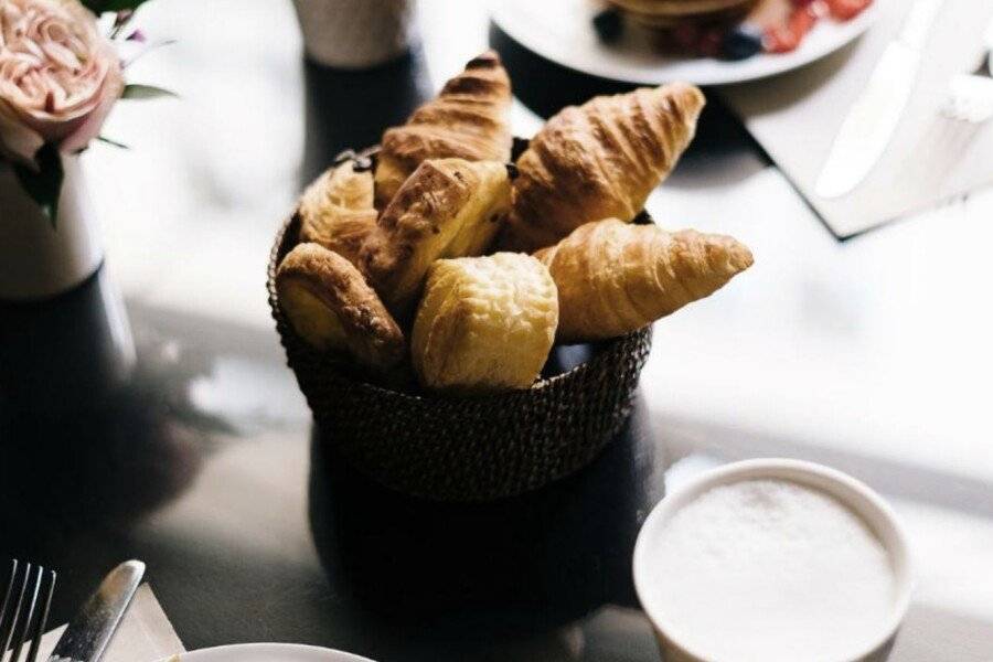 Hôtel Napoleon breakfast