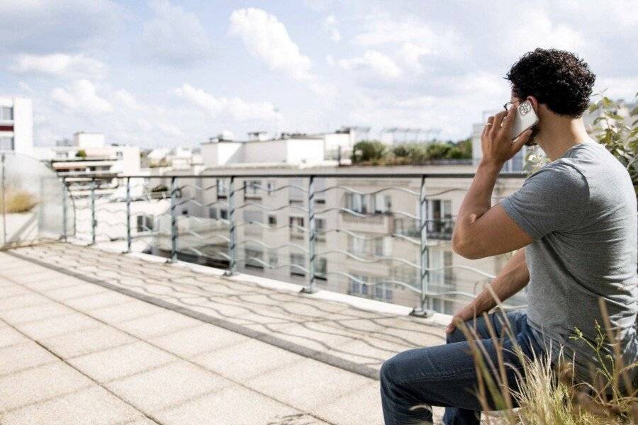 Aparthotel Adagio Porte de Versailles balcony