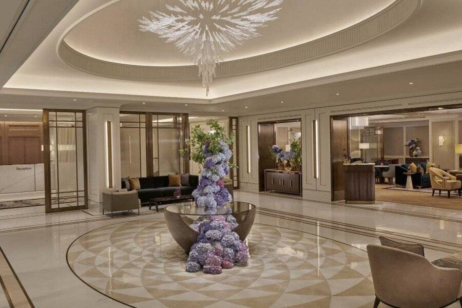 Jumeirah Carlton Tower lobby