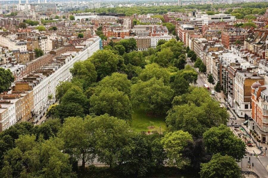 Jumeirah Carlton Tower 