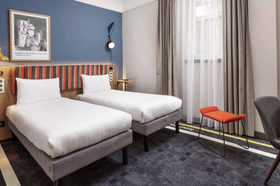 ibis Styles Gloucester Road hotel bedroom