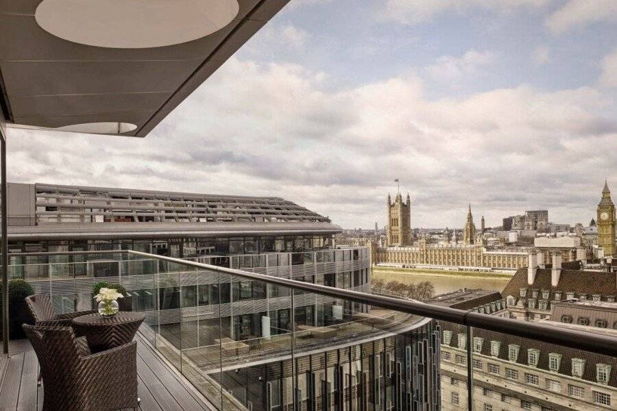 Park Plaza County Hall balcony,ocean view