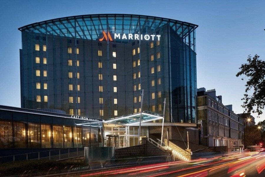 London Marriott Hotel Kensington facade