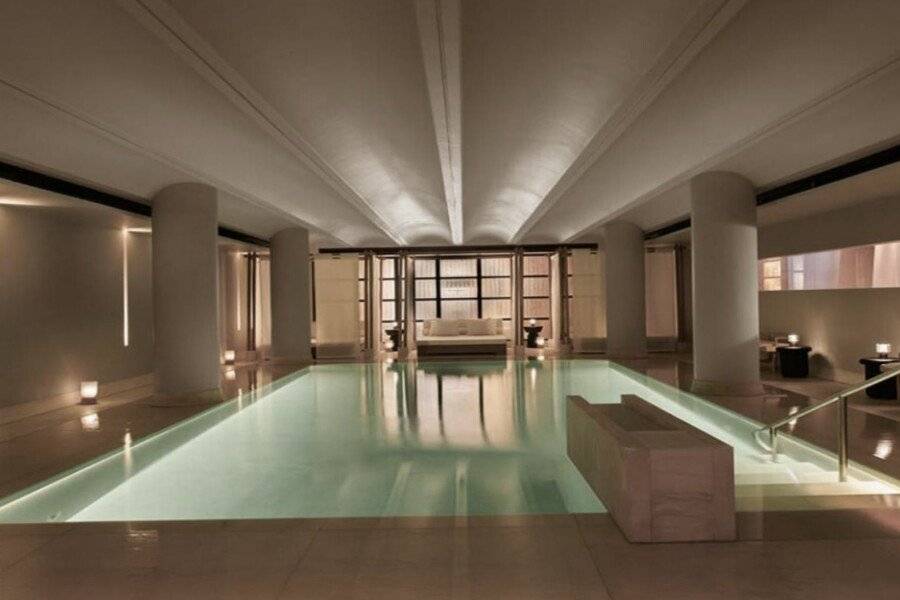 Claridge's spa, indoor pool