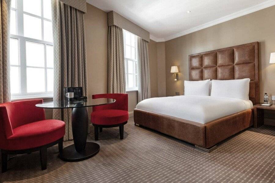 The May Fair, A Radisson Collection Hotel, Mayfair hotel bedroom