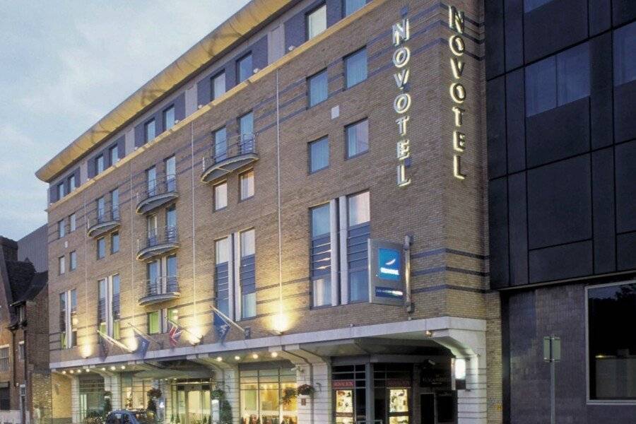 Novotel Waterloo facade