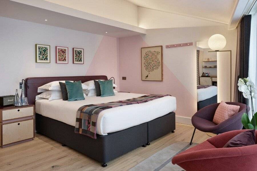 Marrable's Farringdon Hotel hotel bedroom