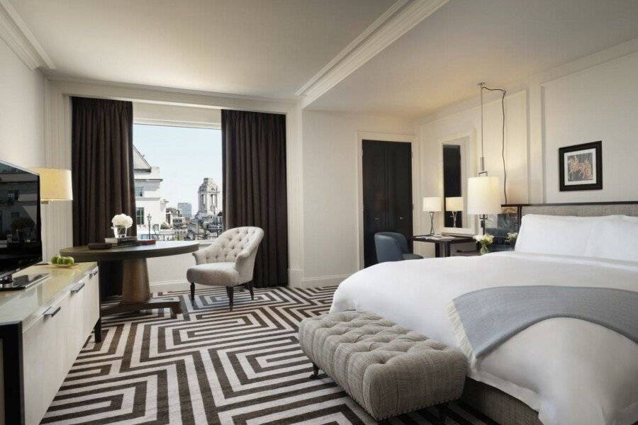 Rosewood hotel bedroom