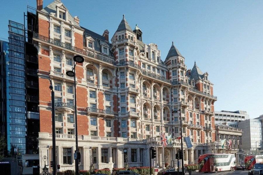 Mandarin Oriental Hyde Park, facade