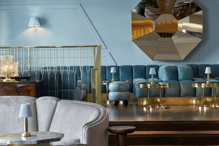 Sea Containers lobby