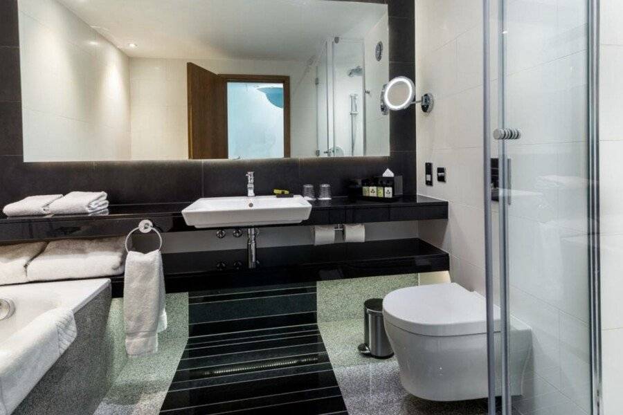 InterContinental - The O2 bathtub,spa,