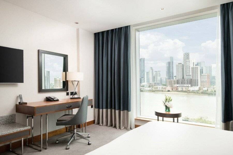 InterContinental - The O2 hotel bedroom,ocean view