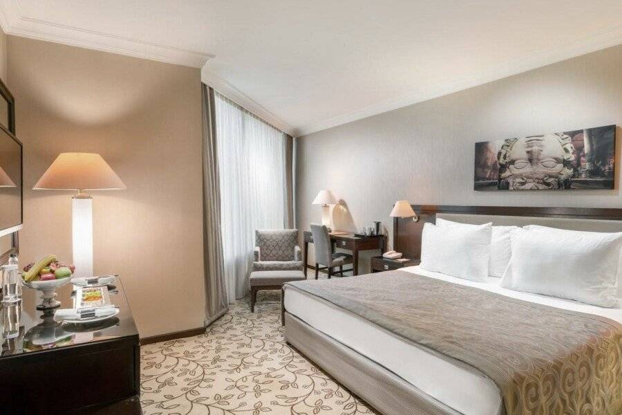 Kaya İstanbul Fair & Convention hotel bedroom