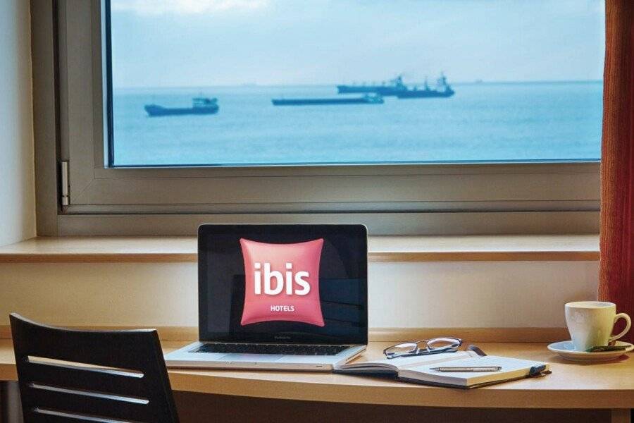 Ibis Zeytinburnu ocean view