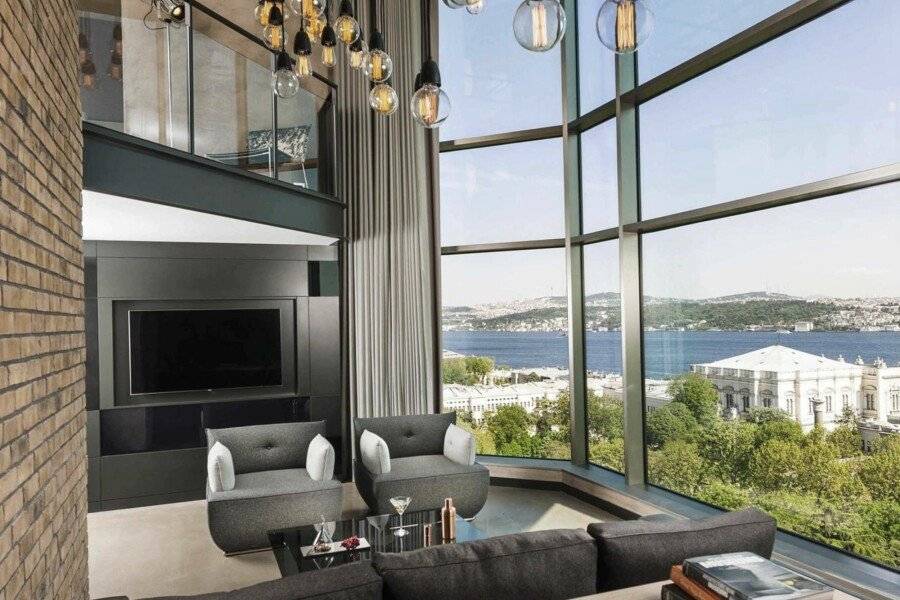 Swissotel The Bosphorus lounge,ocean view