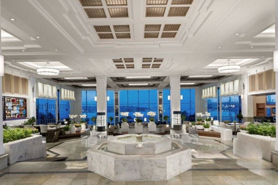 Swissotel The Bosphorus lobby