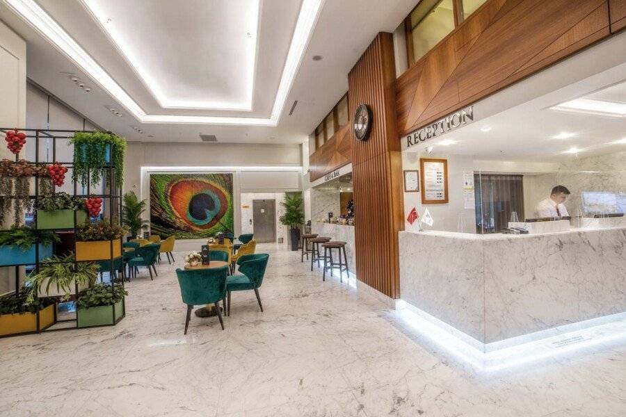 Erboy Hotel Istanbul Sirkeci lobby,front desk