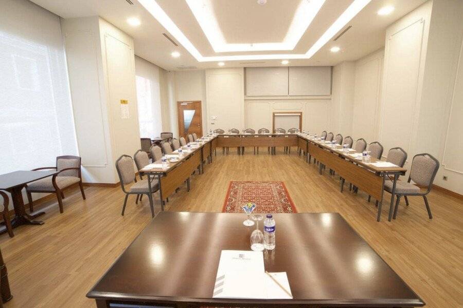 Erboy Hotel Istanbul Sirkeci conference room,meeting room