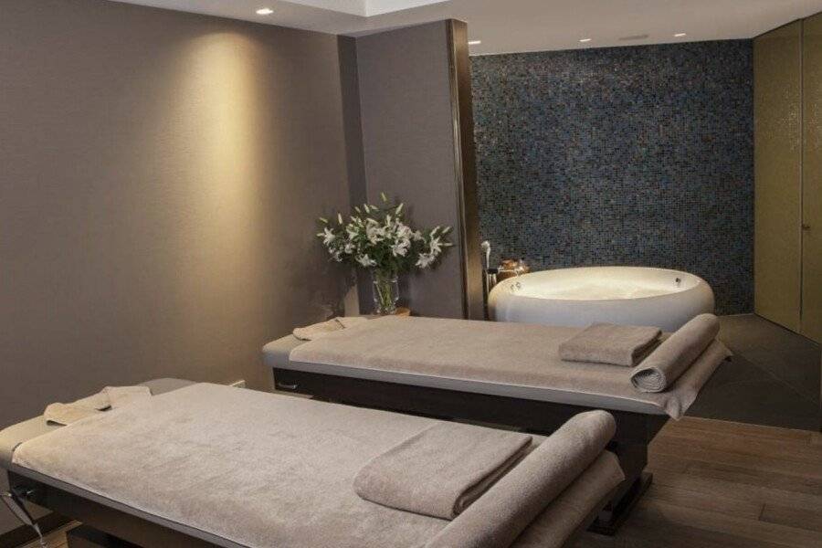 The Marmara Taksim spa,jacuzzi