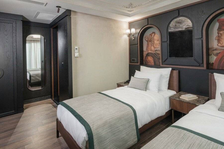 Tria Hotel Istanbul-Special Category hotel bedroom