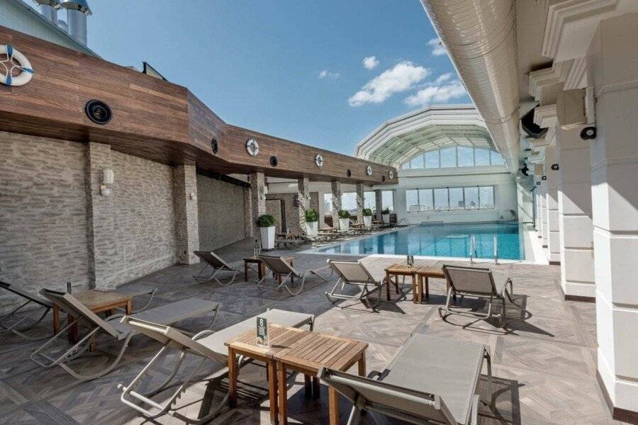 Ramada Plaza By Wyndham City Center indoor pool,spa,lounge