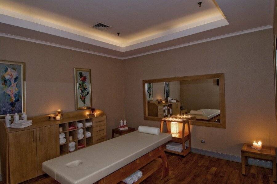 WOW Hotel spa