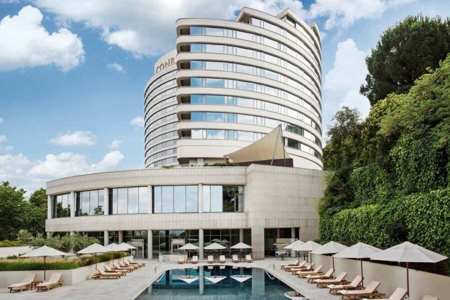 Conrad Bosphorus facade,outdoor pool