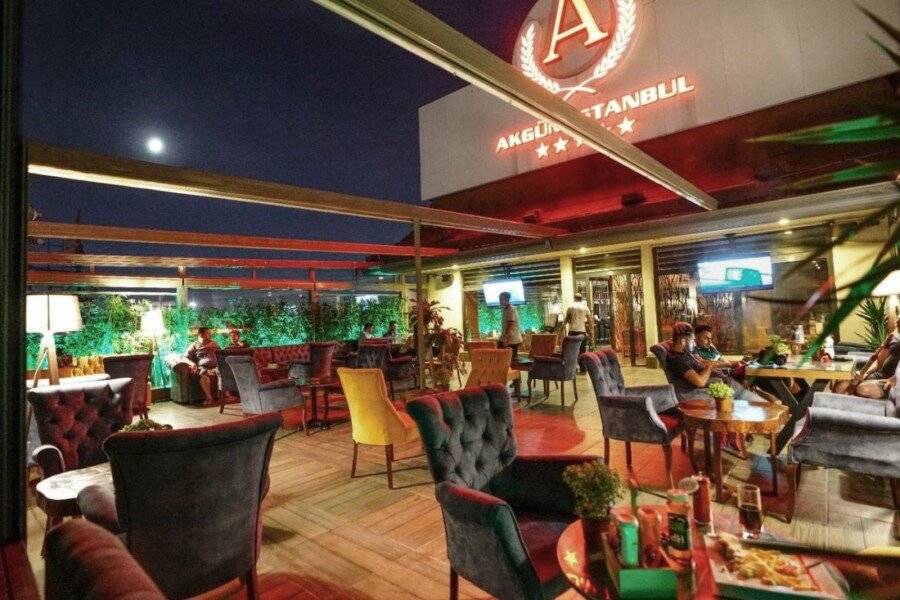 Akgun Hotel restaurant, bar