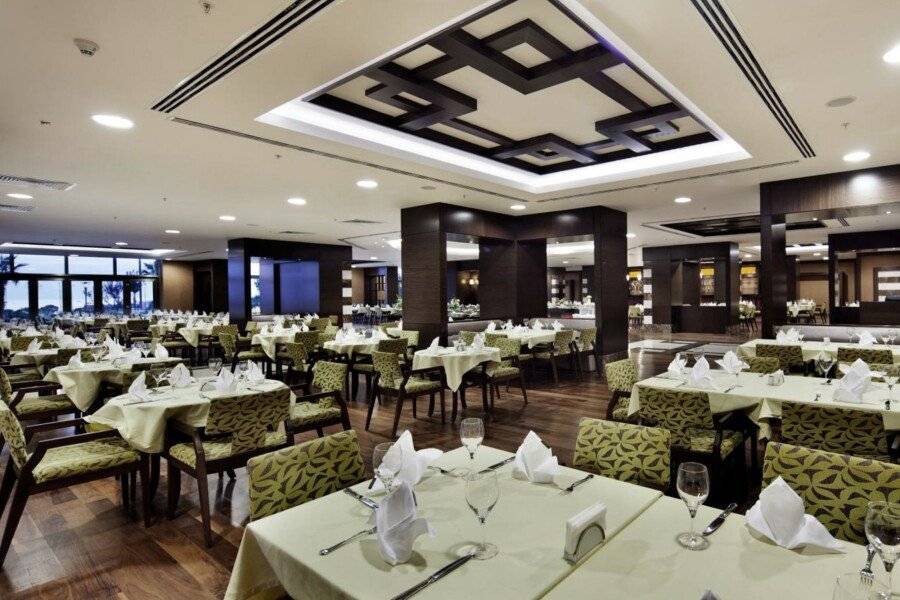 The Green Park Pendik restaurant