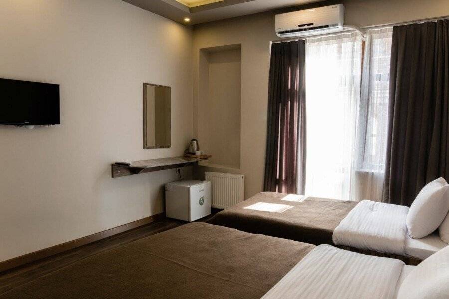 Taksim Mood hotel bedroom