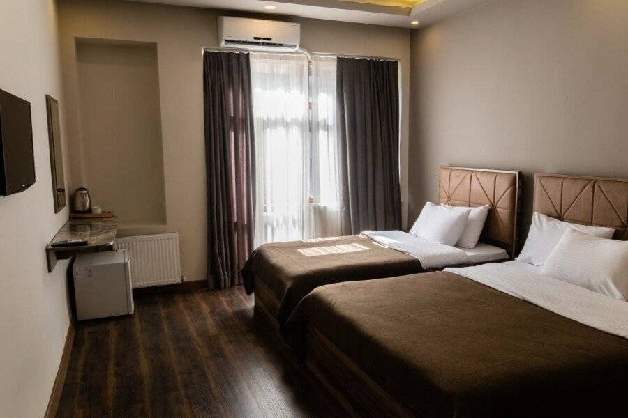 Taksim Mood hotel bedroom