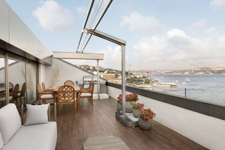 Shangri-La Bosphorus, balcony,ocean view